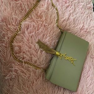 Getting rid of my older bags in my collection